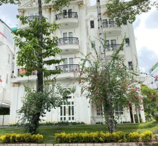 Bán nhà Lô Góc Khu Hưng Gia Phú Mỹ Hưng, Phường Tân Phong, Quận 7